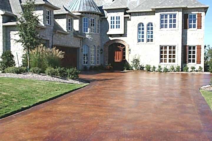 stained concrete driveway St Louis MO