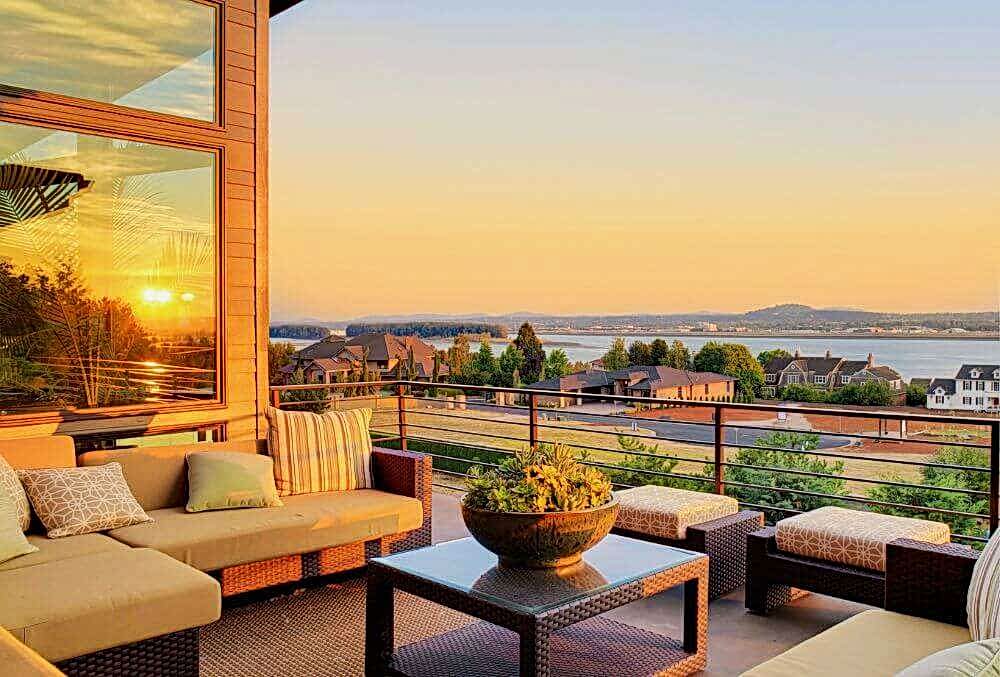 patio design overviewing the city